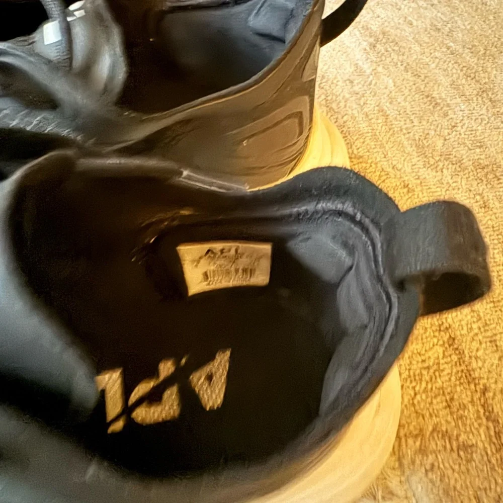 APL Women’s Sneaker - Picture 5 of 6